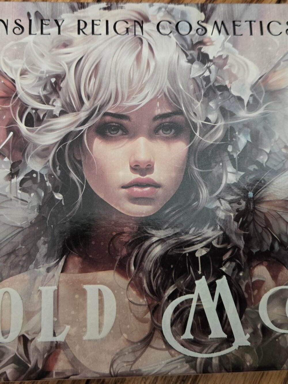 Easley Reign Cold Moon Eye collection bnib sold out!
